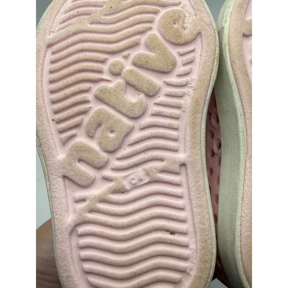 Native Jefferson Kids Size C4 Pink Slip On Perforated Water Shoes Sneakers